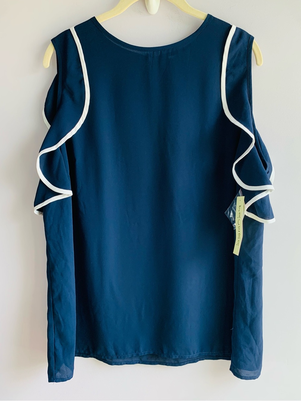 NWT Navy Blue Blouse Sleeveless Ruffle Shoulder Work Business Casual Evening XL